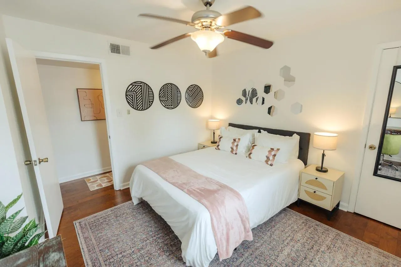 Centrally Located 2Br Overton Square Unit 1 Fast Wifi Free Parking Yes Pets Memphis 0*,