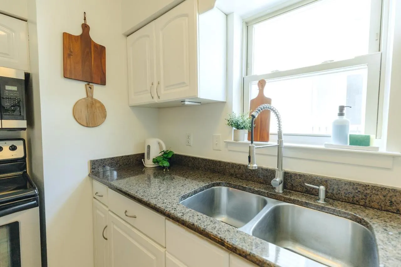 Apartamento Centrally Located 2Br Overton Square Unit 1 Fast Wifi Free Parking Yes Pets Memphis Estados Unidos